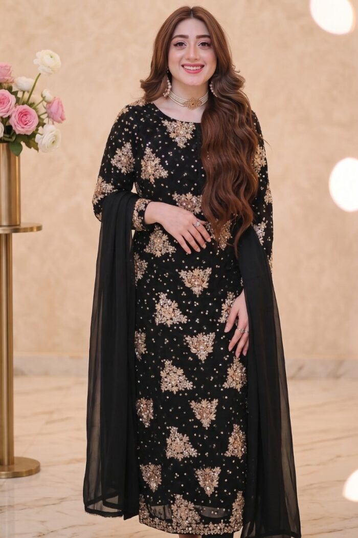 Momina Black