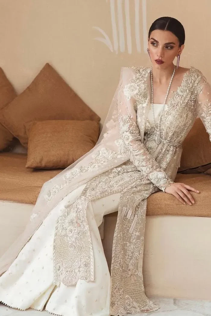 Soraya Off White
